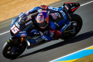 Moto2, Países Baixos, TL2: Joe Roberts salta para a frente em pista seca thumbnail