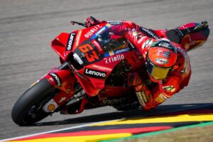 MotoGP, Quartararo cai, Aleix impressiona e Bagnaia inicia recuperação nos Países Baixos thumbnail