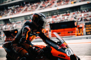 MotoGP, Catalunha: “Ainda há um longo caminho para a KTM” thumbnail