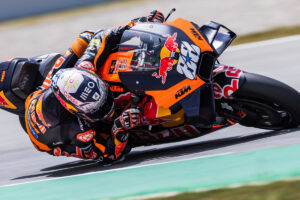 MotoGP, Miguel Oliveira: “Teste positivo, especialmente para uma pista com pouca aderência” thumbnail