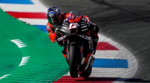 MotoGP, Maverick Viñales: “Vamos divertir-nos muito daqui até Valência” thumbnail