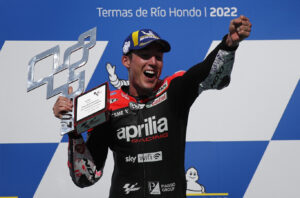 MotoGP: Uma única vitória espanhola em 2022 thumbnail