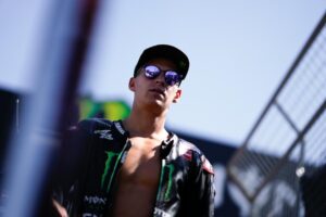 MotoGP, Fabio Quartararo (2.º): “Com mais voltas, podia ter sido uma grande luta” thumbnail