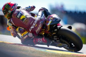 Moto2, Grã-Bretanha: Mais um ‘Zero’ para Sam Lowes thumbnail