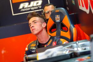 Moto2, Grã-Bretanha: Pedro Acosta de fora em Silverstone thumbnail