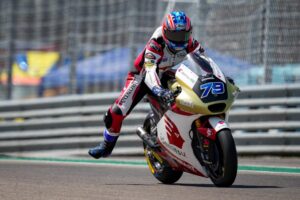 Moto2 Áustria, Q2: Ogura em corrida veloz para a pole thumbnail