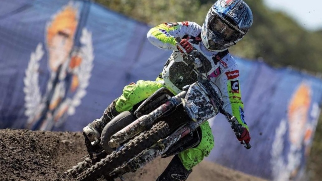 Motocross França: Gonçalo Cardoso 6.º na “Rookies Cup” thumbnail