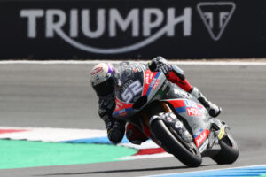 Moto 2, Triumph: Steve Sargent revela um motor mais potente e mais rotativo thumbnail