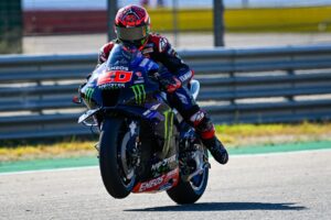 MotoGP, Fabio Quartararo: “Queimaduras vão doer na primeira sessão” thumbnail