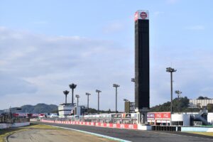 MotoGP: Tufão pode levar ao cancelamento do Grande Prémio do Japão thumbnail