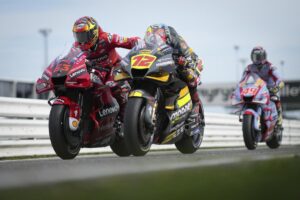 MotoGP, Marco Bezzecchi (10º): “A decisão de não passar o Pecco foi minha, somos amigos” thumbnail