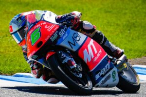 Moto3, Valência, TL3: Ryusei Yamanaka termina mais rápido nos treinos thumbnail