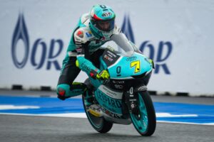 Moto3, Tailândia, Corrida: Foggia domina e sobe ao segundo lugar do campeonato thumbnail