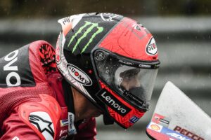 MotoGP: O capacete como elemento de segurança, do MotoGP ao Offroad thumbnail