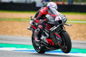 MotoGP, Romano Albesiano: “A aerodinâmica é positiva, o sistema de altura ao solo é uma coisa da pré-história” thumbnail