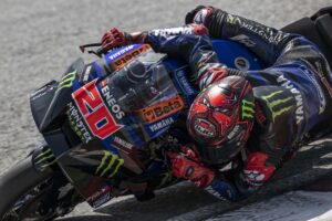 MotoGP, Fabio Quartararo (4º): “Estamos rápidos mas precisamos de mais downforce” thumbnail
