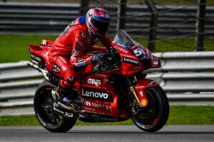 MotoGP, Michele Pirro na frente no último dia de shakedown em Sepang thumbnail