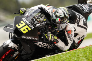 MotoGP, Joan Mir (16º): “Fomos mais rápidos do que ontem, mas há ainda muito para fazer” thumbnail