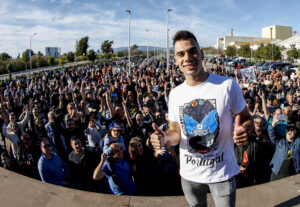 MotoGP, GP de Portugal: Algarve recebeu em festa Miguel Oliveira e MotoGP thumbnail