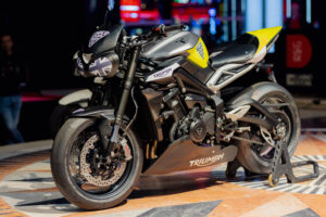 CNV 2023: Triumph Triple Cup junta-se ao troféu de ‘naked bikes’ thumbnail