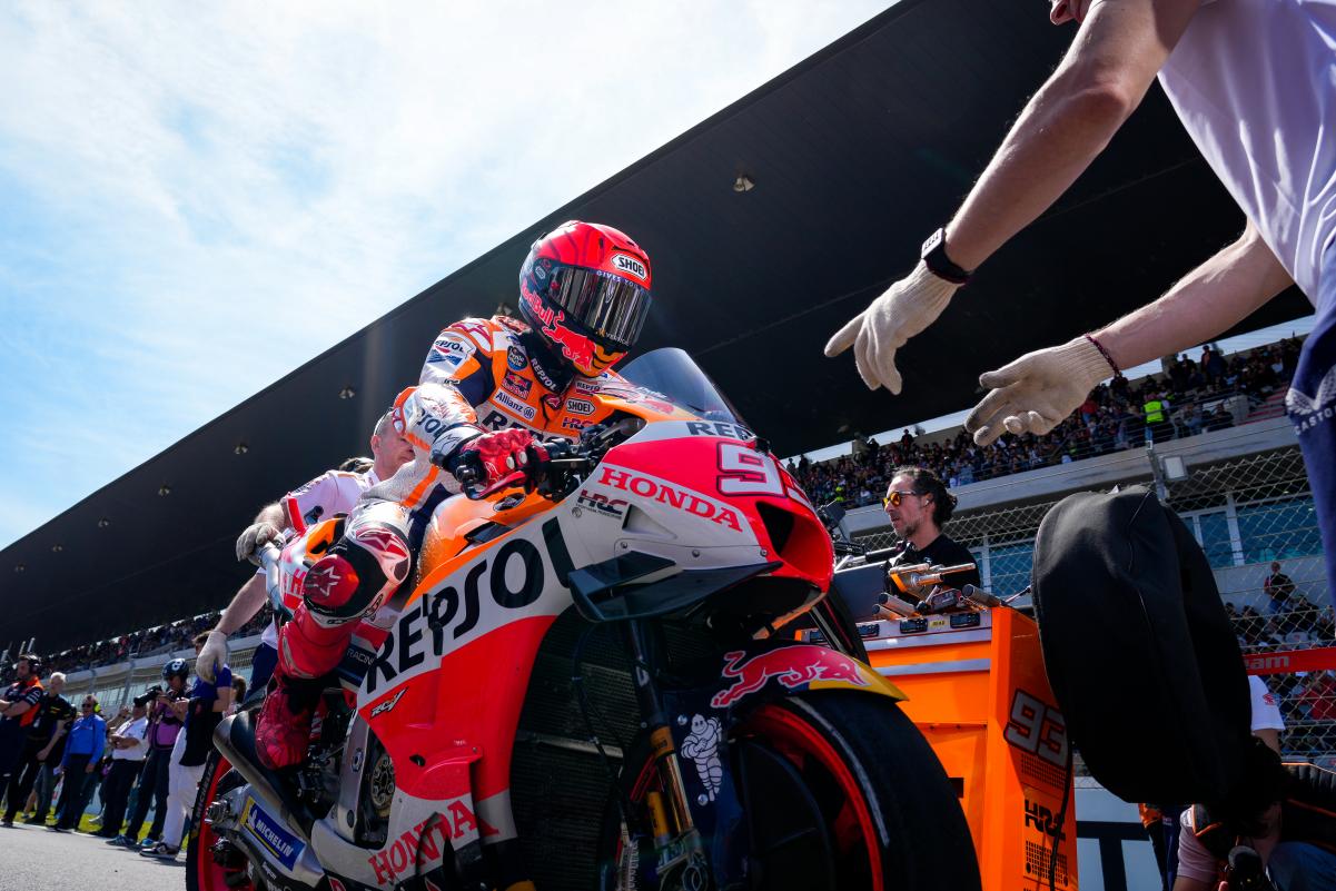 MotoGP: Penalização a Marc Márquez fica suspensa até decisão final