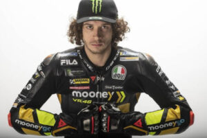 MotoGP, Valentino Rossi: “O Bezzecchi pode ganhar o Mundial” thumbnail