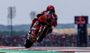 MotoGP: Pecco Bagnaia está a 1 ponto de liderar o campeonato thumbnail