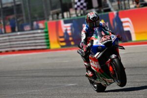 MotoGP, Alex Rins, 2º: “A Suzuki era mais ágil aqui” thumbnail