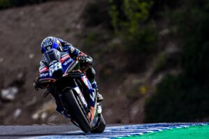 MotoGP, Miguel Oliveira (19.º): “O Zarco bateu-me, tive de levantar a moto e sair largo” thumbnail