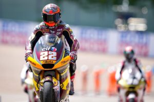 Moto2, França, T2: Lowes bate Acosta para subir a líder thumbnail