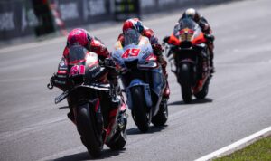 MotoGP: Di Giannantonio luta para manter lugar no MotoGP thumbnail