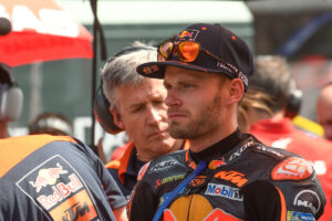 MotoGP, Brad Binder (11.º): “Sinto que me roubaram pontos” thumbnail