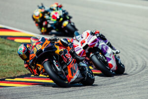 MotoGP, Brad Binder (6º): “Perdi a frente e o Zarco aproveitou a oportunidade” thumbnail