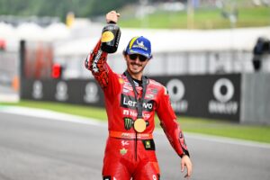 MotoGP, Francesco Bagnaia (1.º): “Criei distância para que o Bez não tivesse hipótese” thumbnail