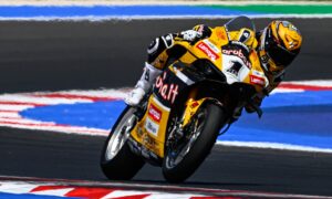 WSBK, Misano, Superpole Race: Bautista vence apertado por ‘Razga’ antes da bandeira vermelha thumbnail