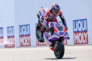 MotoGP, Alemanha, Corrida: Martin vence corrida discutida ao photo-finish com Bagnaia thumbnail