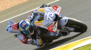 MotoGP, Itália, T1: Alex Marquez comanda, Aleix Espargaró lesionado thumbnail