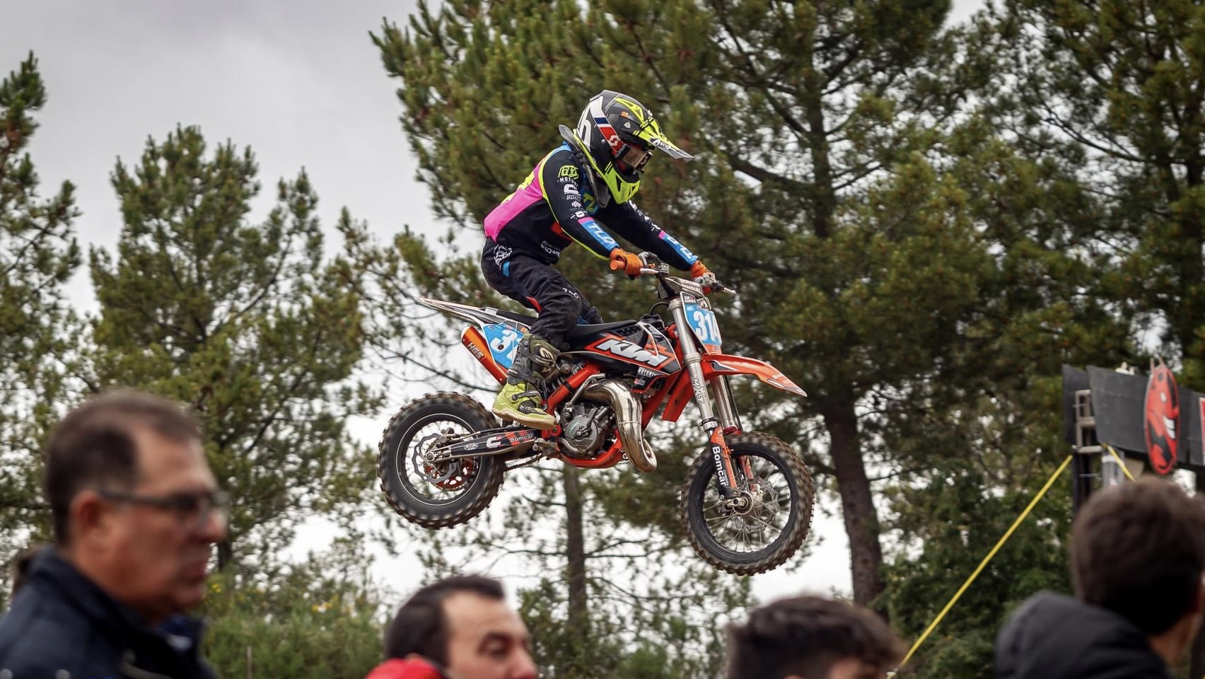 Europeu Motocross, EMX65, Itália: Guilherme Gomes qualifica-se em 13.º thumbnail