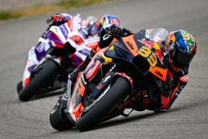 MotoGP: KTM chega ao verão como a maior rival das Ducati thumbnail