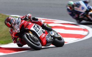 BSB, Corrida 2: Bridewell vence pela primeira vez em Brands Hatch thumbnail