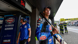 WSBK, Toprak Razgatlioglu, (2º.): “Estou irritado porque queria fazer um hat-trick” thumbnail