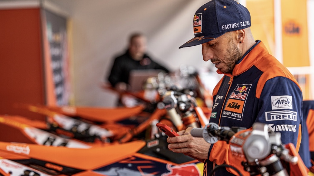Motocross: Antonio Cairoli vai voltar a competir thumbnail