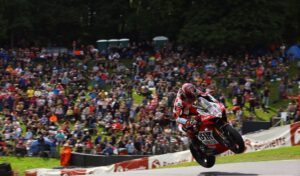 BSB, Cadwell Park: Show Ducati no Campeonato Britânico thumbnail