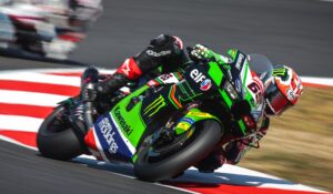 WSBK, França, FP2: Calor, quedas e o melhor tempo de Rea thumbnail