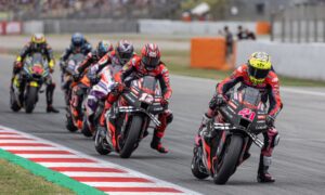 MotoGP, Catalunha, Corrida: Dobradinha Aprilia em Montmeló, Oliveira 5º thumbnail