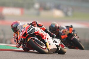 MotoGP, Japão, Q1: Márquez fortíssimo, Fernandez tira Quartararo da Q2 thumbnail