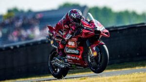 MotoGP: Estará o MotoGP a tornar-se demasiado perigoso? thumbnail