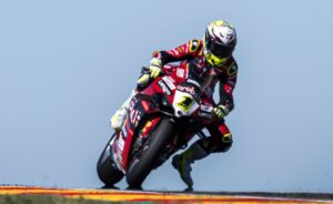 WSBK, Portimão: O primeiro match point de Álvaro Bautista thumbnail