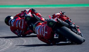 MotoGP, Pecco Bagnaia (8º.): “Fiquei bloqueado atrás do Enea” thumbnail