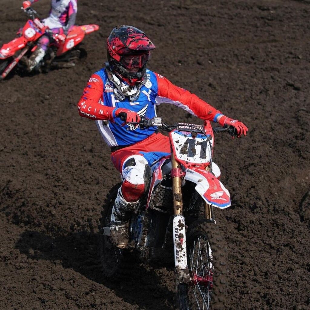 Motocross Japão: Trey Canard vai estrear Honda CR elétrica em competição -  MotoSport